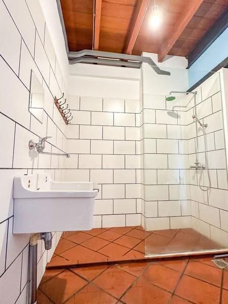 Joo Chiat Terrace, Joo Chiat, Room Rental, 100 sqft, Terraced House For Rent, by Elsie Ang, 500243332 - Bathroom - PropertyGuru.com.sg