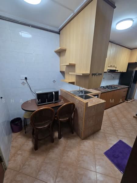 200A Sengkang East Road, 200A Sengkang East Road, 3 Bedrooms, 968 sqft, HDB Flat For Rent, by Sharmila Sukumar, 500243336 - Kitchen - PropertyGuru.com.sg