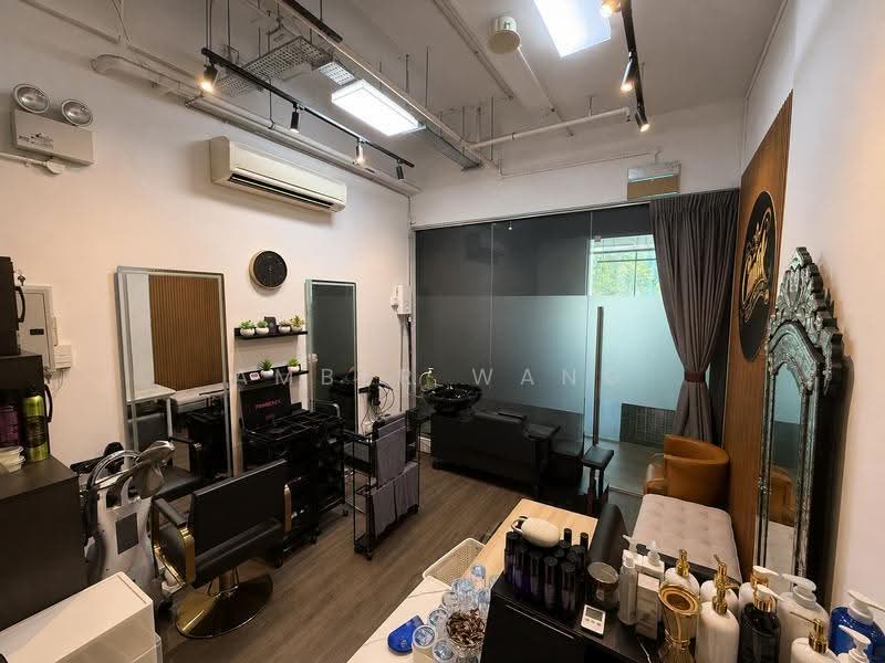 One Dusun Residences, 1 Jalan Dusun, Balestier / Toa Payoh, 195 sqft, Other Retail For Rent, by Amber Wang, 500243338 - Interior - CommercialGuru.com.sg