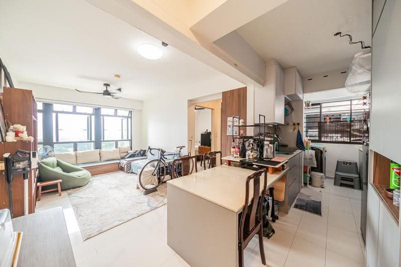 104A Bidadari Park Drive, 104A Bidadari Park Drive, Balestier / Toa Payoh, 2 Bedrooms, 732 sqft, HDB Flat For Sale, by Yang Chen, 500243358 - Living Room - PropertyGuru.com.sg