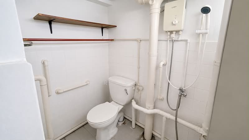 45 Telok Blangah Drive, 45 Telok Blangah Drive, 1 Bedroom, 484 sqft, HDB Flat For Sale, by Faris Ar, 500243370 - Bathroom - PropertyGuru.com.sg