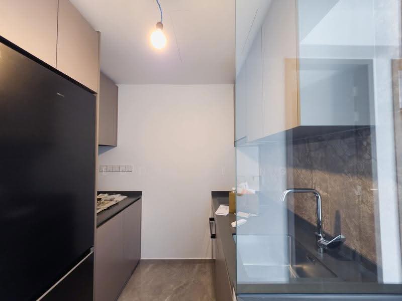 Norwood Grand, , 2 Bedrooms, 624 sqft, Condominium For Rent, by Eddie Leong, 500243377 - Kitchen - PropertyGuru.com.sg