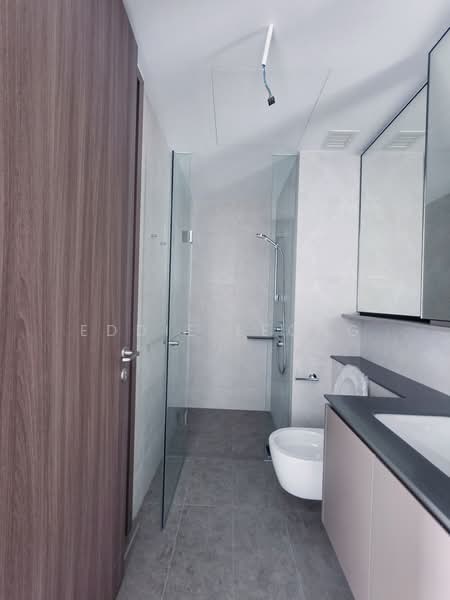 Norwood Grand, , 2 Bedrooms, 624 sqft, Condominium For Rent, by Eddie Leong, 500243377 - Bathroom - PropertyGuru.com.sg