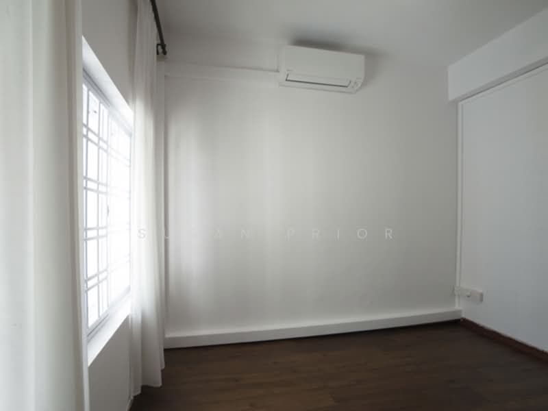 TIONG BAHRU MRT 2 BED, Tiong Bahru Walkup Apartment, 2 Bedrooms, 900 sqft, Walk-up Apartment For Rent, by Susan Prior, 500243386 - Interior - PropertyGuru.com.sg