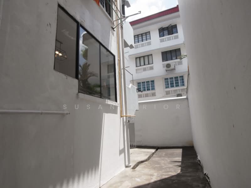 TIONG BAHRU MRT 2 BED, Tiong Bahru Walkup Apartment, 2 Bedrooms, 900 sqft, Walk-up Apartment For Rent, by Susan Prior, 500243386 - Exterior - PropertyGuru.com.sg