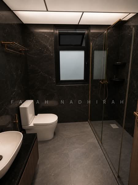 458A Sengkang West Road, 458A Sengkang West Road, Seletar / Yio Chu Kang, 3 Bedrooms, 1,001 sqft, HDB Flat For Sale, by Farah Nadhirah, 500243387 - Bathroom - PropertyGuru.com.sg