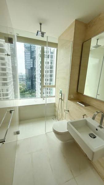 Ardmore II, 2 Ardmore Park, Tanglin / Holland / Bukit Timah, 4 Bedrooms, 2,024 sqft, Condominium For Rent, by Roziana Cindy, 500243398 - Bathroom 2 - PropertyGuru.com.sg