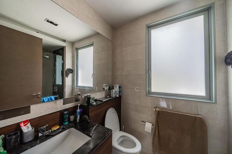 The Glyndebourne, 38 Trevose Crescent, 2 Bedrooms, 1,044 sqft, Condominium For Rent, by Sabrina Chai, 500243408 - Bathroom - PropertyGuru.com.sg