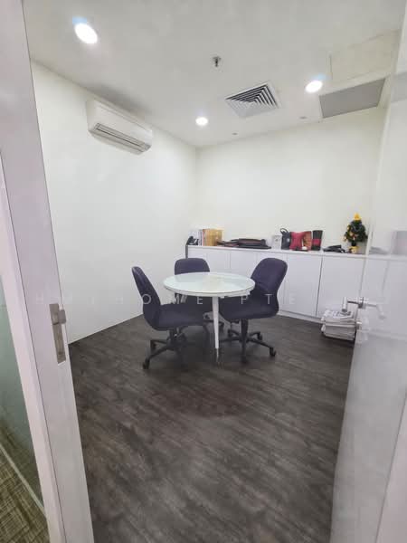 Henderson Building, 221 Henderson Road, Alexandra / Commonwealth, 2,454 sqft, Light Industrial (B1) For Sale, by JIMMY GIAM, 500243409 - Interior - CommercialGuru.com.sg