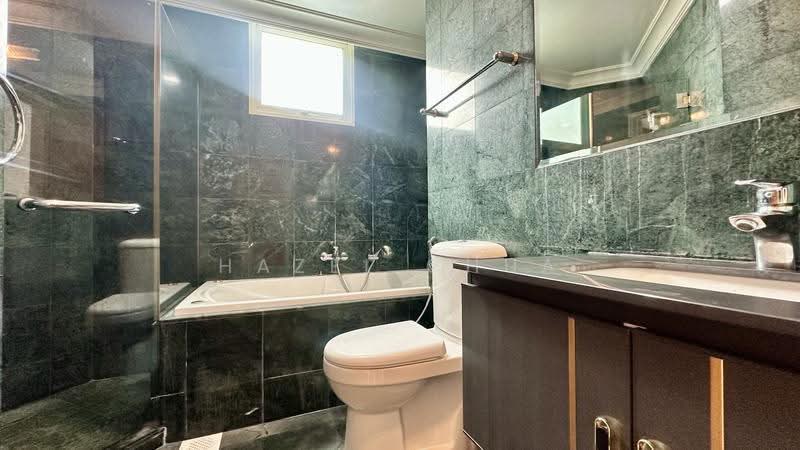 Crystal Rhu, 8A Tanjong Rhu Road, East Coast / Marine Parade, 2 Bedrooms, 1,066 sqft, Apartment For Rent, by Hazel Chua, 500243429 - Bathroom - PropertyGuru.com.sg