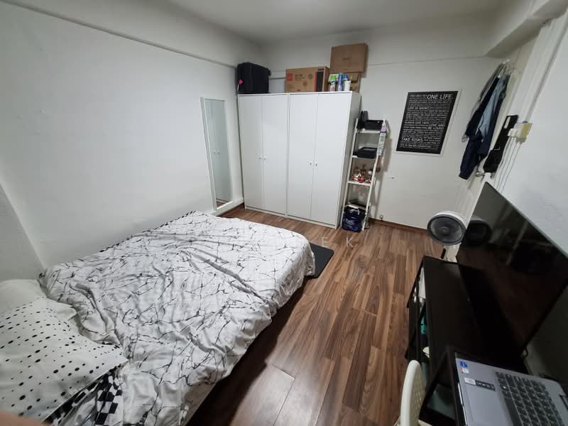 1 Marsiling Drive, 1 Marsiling Drive, 2 Bedrooms, 700 sqft, HDB Flat For Rent, by Sky Sek, 500243433 - Bedroom - PropertyGuru.com.sg
