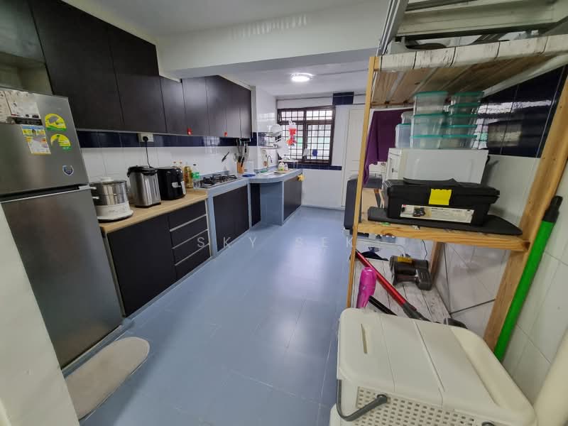 1 Marsiling Drive, 1 Marsiling Drive, 2 Bedrooms, 700 sqft, HDB Flat For Rent, by Sky Sek, 500243433 - Kitchen - PropertyGuru.com.sg
