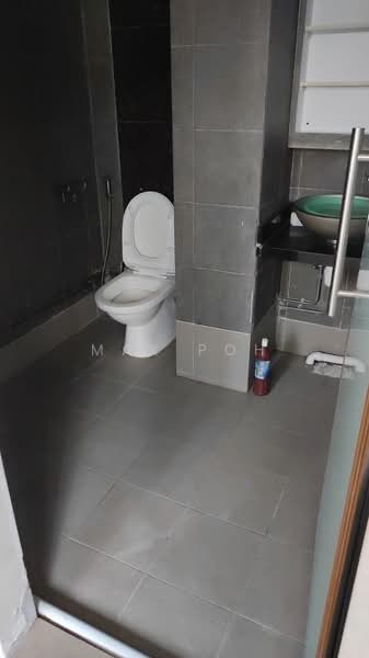 3 Queen's Road, 3 Queen's Road, Room Rental, 10 sqft, HDB Flat For Rent, by Max Poh, 500243436 - Bathroom - PropertyGuru.com.sg