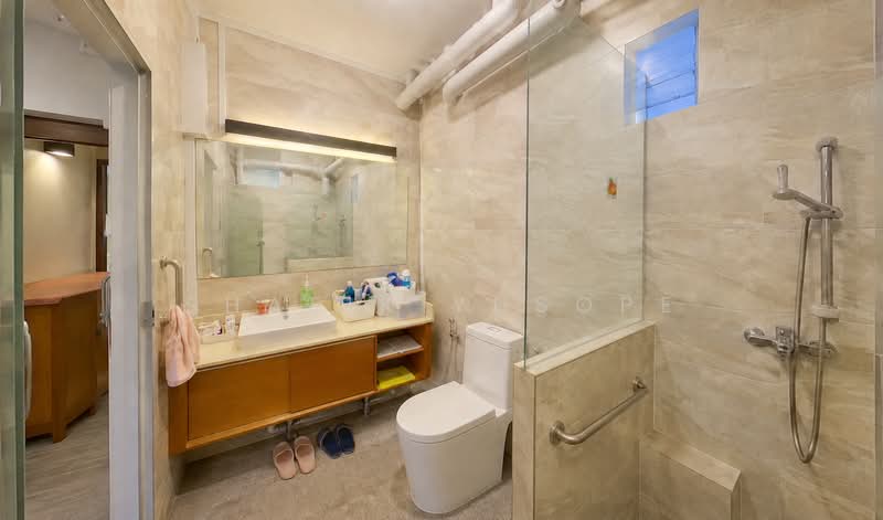 940 Hougang Street 92, 940 Hougang Street 92, 3 Bedrooms, 1,518 sqft, HDB Flat For Sale, by Shafik Yusope, 500243453 - Bathroom - PropertyGuru.com.sg