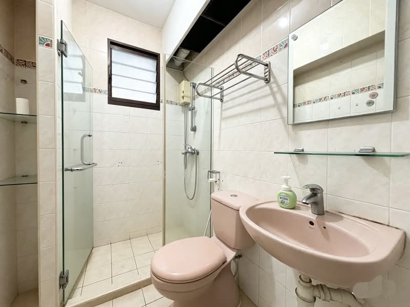 108C Mcnair Road, 108C Mcnair Road, 3 Bedrooms, 926 sqft, HDB Flat For Sale, by Elson Wang, 500243457 - Bathroom - PropertyGuru.com.sg