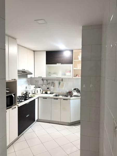Parc Haven, 12 Lorong Limau, 1 Bedroom, 699 sqft, Condominium For Sale, by Candice Yap, 500243462 - Kitchen - PropertyGuru.com.sg