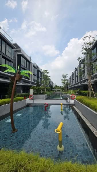 Belgravia Ace, 100 Belgravia Drive, 5 Bedrooms, 3,929 sqft, Semi-Detached House For Sale, by Fion Gan, 500243464 - Exterior - PropertyGuru.com.sg
