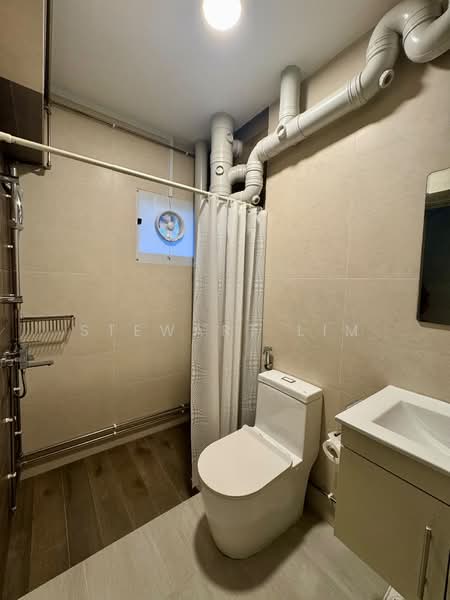 672A Klang Lane, 672A Klang Lane, Room Rental, 200 sqft, HDB Flat For Rent, by Stewart Lim, 500243469 - Bathroom - PropertyGuru.com.sg