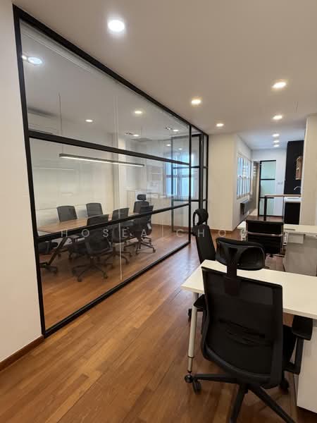 Office Space for Rent in Tras Street, Chinatown / Tanjong Pagar, 1,700 sqft, Shop / Shophouse For Rent, by Hosea Choo, 500243477 - Interior - CommercialGuru.com.sg