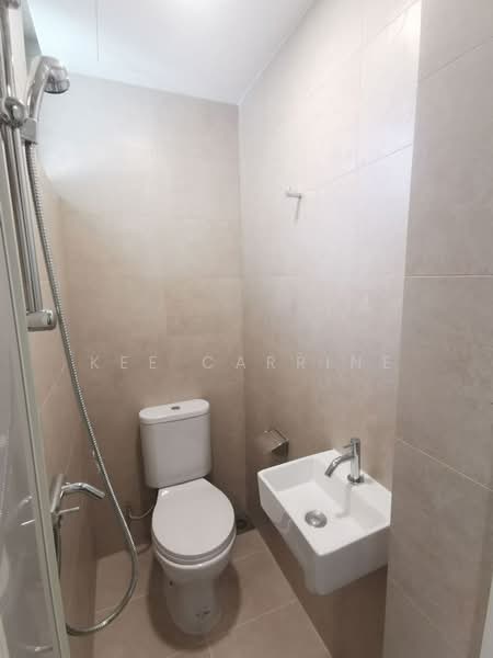 Clavon, 8 Clementi Avenue 1, 4 Bedrooms, 1,281 sqft, Condominium For Rent, by Kee Carrine, 500243509 - Bathroom - PropertyGuru.com.sg