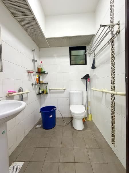266C Punggol Way, 266C Punggol Way, 2 Bedrooms, 721 sqft, HDB Flat For Sale, by Keon Ang, 500243514 - PropertyGuru.com.sg
