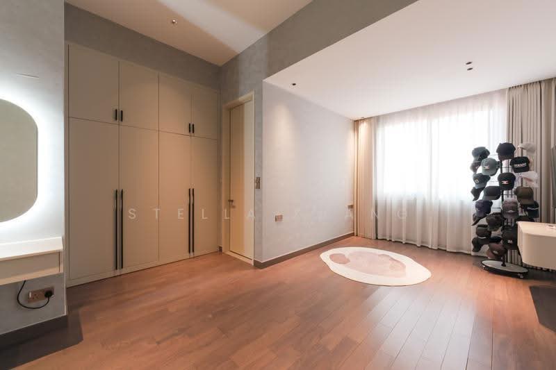 Yio Chu Kang Road, Seletar / Yio Chu Kang, 7 Bedrooms, 8,876 sqft, Semi-Detached House For Sale, by Stella Zhang, 500243522 - Level 2 - Common Bedroom 4 - PropertyGuru.com.sg