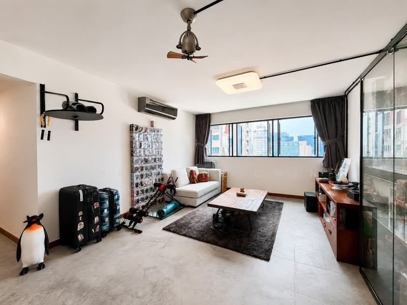 102 Jalan Dusun, 102 Jalan Dusun, 3 Bedrooms, 1,270 sqft, HDB Flat For Sale, by Christine Chin, 500243534 - Living Room - PropertyGuru.com.sg