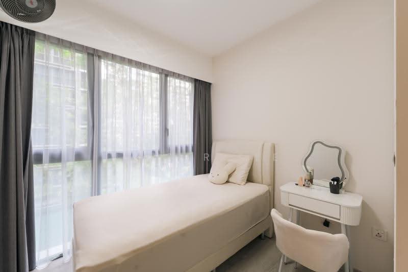 Bellewaters, 17 Anchorvale Crescent, 3 Bedrooms, 1,066 sqft, Condominium For Sale, by Lester See, 500243540 - Bedroom - PropertyGuru.com.sg
