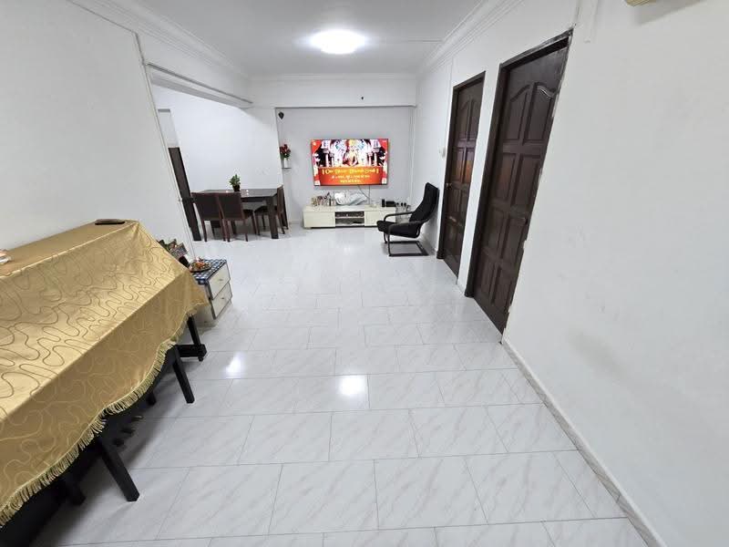 232 Simei Street 4, 232 Simei Street 4, 3 Bedrooms, 1,192 sqft, HDB Flat For Sale, by Kumar N, 500243549 - Living Room - PropertyGuru.com.sg