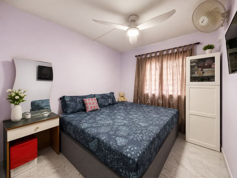 146 Bukit Batok West Avenue 6, 146 Bukit Batok West Avenue 6, Dairy Farm / Bukit Panjang / Choa Chu Kang, 2 Bedrooms, 732 sqft, HDB Flat For Sale, by Esther Liang, 500243560 - Bedroom - PropertyGuru.com.sg