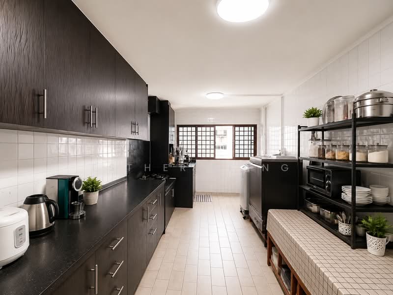 146 Bukit Batok West Avenue 6, 146 Bukit Batok West Avenue 6, Dairy Farm / Bukit Panjang / Choa Chu Kang, 2 Bedrooms, 732 sqft, HDB Flat For Sale, by Esther Liang, 500243560 - Kitchen - PropertyGuru.com.sg