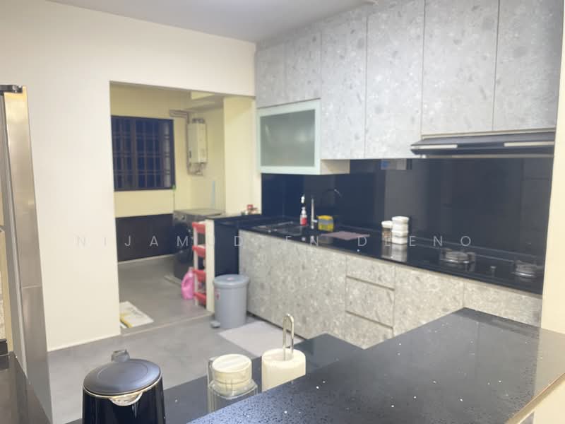 892A Woodlands Drive 50, 892A Woodlands Drive 50, 3 Bedrooms, 1,076 sqft, HDB Flat For Sale, by Nijamudeen Deeno, 500243570 - Kitchen - PropertyGuru.com.sg