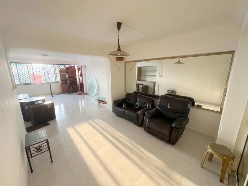 486 Pasir Ris Drive 4, 486 Pasir Ris Drive 4, Pasir Ris / Tampines, 3 Bedrooms, 1,302 sqft, HDB Flat For Sale, by Alyssa Koh L X, 500243579 - Living Room - PropertyGuru.com.sg