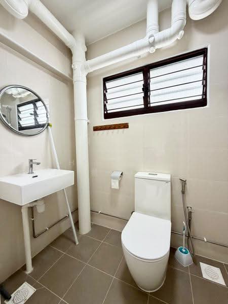 256 Simei Street 1, 256 Simei Street 1, Pasir Ris / Tampines, 3 Bedrooms, 1,087 sqft, HDB Flat For Rent, by Ashley Chai 蔡忝玲, 500243581 - Bathroom - PropertyGuru.com.sg
