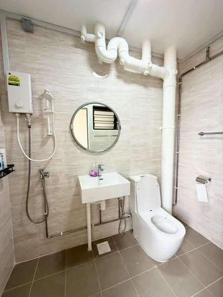 256 Simei Street 1, 256 Simei Street 1, Pasir Ris / Tampines, 3 Bedrooms, 1,087 sqft, HDB Flat For Rent, by Ashley Chai 蔡忝玲, 500243581 - Bathroom - PropertyGuru.com.sg