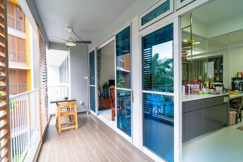Q Bay Residences, 9 Tampines Street 86, 3 Bedrooms, 1,119 sqft, Condominium For Rent, by Mark Yeo (杨复中), 500243584 - Balcony - PropertyGuru.com.sg