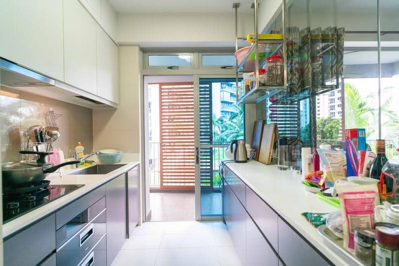 Q Bay Residences, 9 Tampines Street 86, 3 Bedrooms, 1,119 sqft, Condominium For Rent, by Mark Yeo (杨复中), 500243584 - Kitchen - PropertyGuru.com.sg