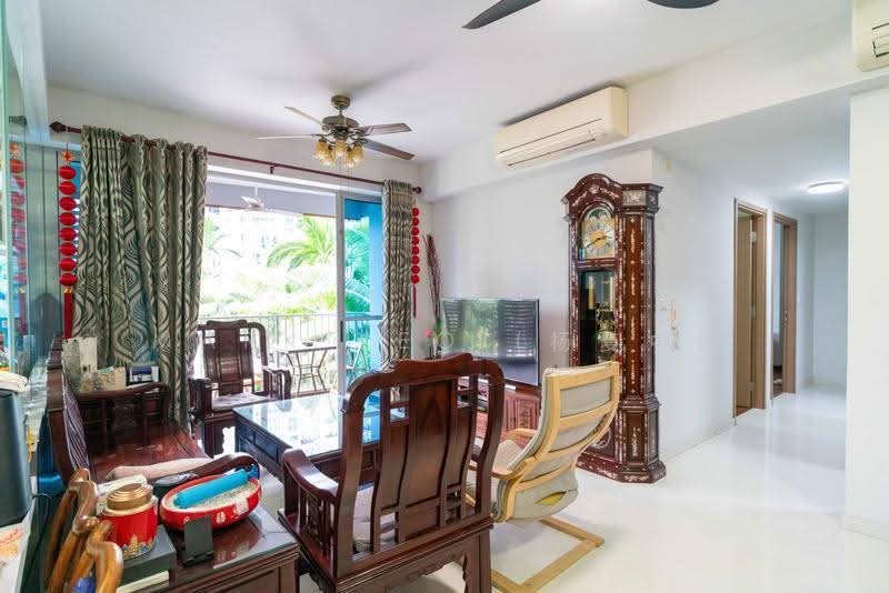Q Bay Residences, 9 Tampines Street 86, 3 Bedrooms, 1,119 sqft, Condominium For Rent, by Mark Yeo (杨复中), 500243584 - Living Room - PropertyGuru.com.sg