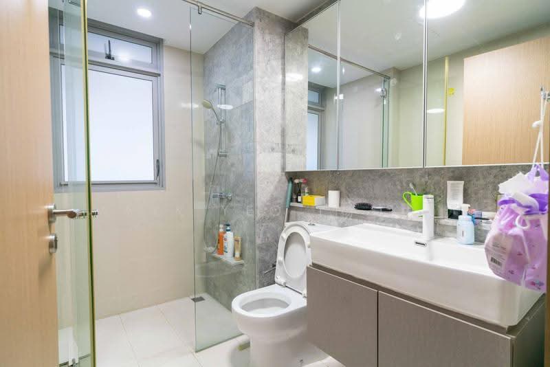 Q Bay Residences, 9 Tampines Street 86, 3 Bedrooms, 1,119 sqft, Condominium For Rent, by Mark Yeo (杨复中), 500243584 - Master Bathroom - PropertyGuru.com.sg