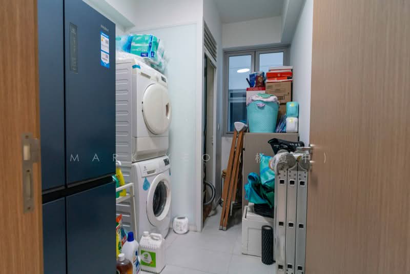 Q Bay Residences, 9 Tampines Street 86, 3 Bedrooms, 1,119 sqft, Condominium For Rent, by Mark Yeo (杨复中), 500243584 - Utility Room with 3rd Bathroom - PropertyGuru.com.sg