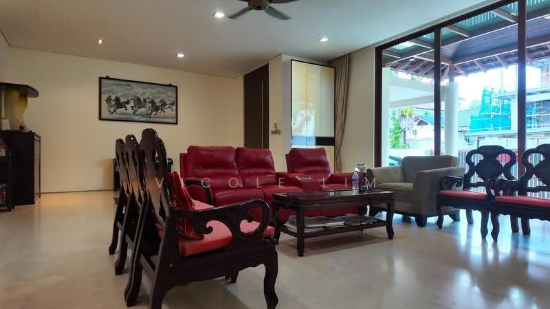Surin Gardens, Surin Avenue, 5 Bedrooms, 6,433 sqft, Semi-Detached House For Sale, by Vicole Lim, 500243585 - Living Room - PropertyGuru.com.sg