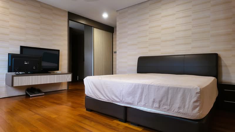 Surin Gardens, Surin Avenue, 5 Bedrooms, 6,433 sqft, Semi-Detached House For Sale, by Vicole Lim, 500243585 - Bedroom - PropertyGuru.com.sg