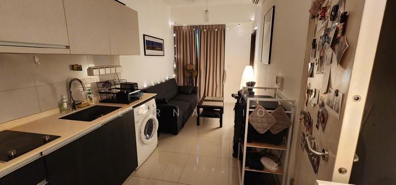 Suites 28, 28 Lorong 30 Geylang, 1 Bedroom, 517 sqft, Apartment For Sale, by Lorna Tio, 500243591 - Open kitchen - PropertyGuru.com.sg