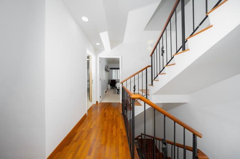 C.H.E.A.P 3 Storey Corner Terrace for Sale D28, Saraca, Seletar / Yio Chu Kang, 4 Bedrooms, 3,000 sqft, Corner Terrace For Sale, by Aaron Yeo, 500243600 - PropertyGuru.com.sg