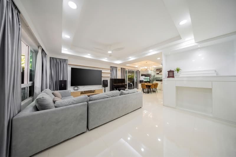 C.H.E.A.P 3 Storey Corner Terrace for Sale D28, Saraca, Seletar / Yio Chu Kang, 4 Bedrooms, 3,000 sqft, Corner Terrace For Sale, by Aaron Yeo, 500243600 - Living Room - PropertyGuru.com.sg