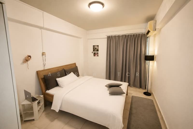 171 Bedok South Road, 171 Bedok South Road, Bedok / Upper East Coast, 3 Bedrooms, 904 sqft, HDB Flat For Sale, by Asyraaf TCR, 500243613 - Bedroom - PropertyGuru.com.sg