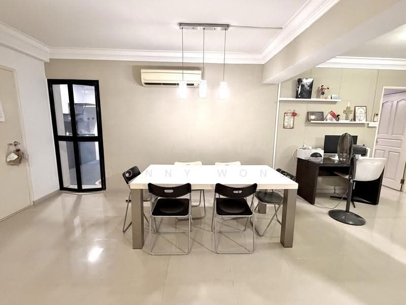 335 Sembawang Close, 335 Sembawang Close, Sembawang / Yishun, 3 Bedrooms, 1,291 sqft, HDB Flat For Rent, by Donny Wong, 500243615 - Dining Room - PropertyGuru.com.sg