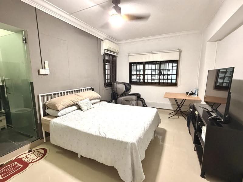 335 Sembawang Close, 335 Sembawang Close, Sembawang / Yishun, 3 Bedrooms, 1,291 sqft, HDB Flat For Rent, by Donny Wong, 500243615 - Bedroom - PropertyGuru.com.sg