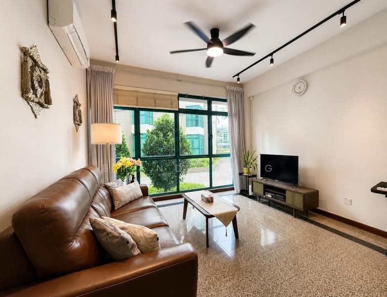 Palmwoods, 450 Upper Changi Road, 3 Bedrooms, 1,001 sqft, Condominium For Sale, by Brandon Ng, 500243616 - Living Room - PropertyGuru.com.sg