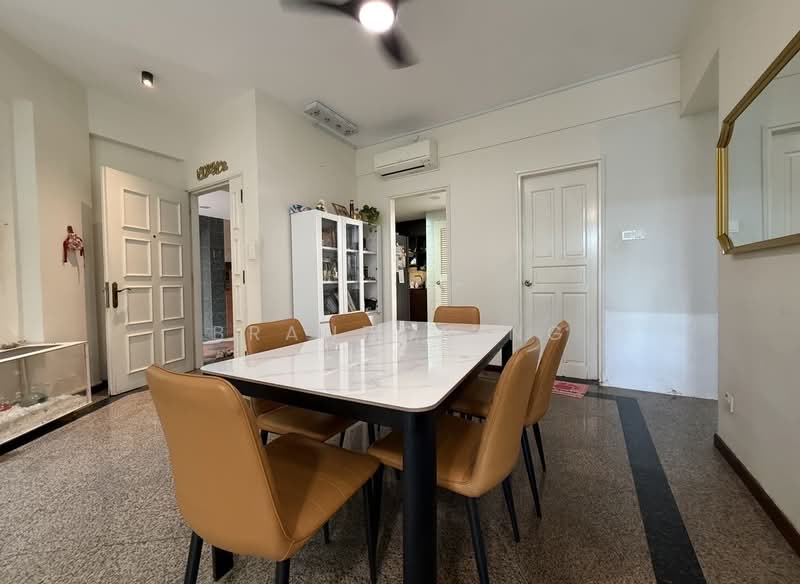 Palmwoods, 450 Upper Changi Road, 3 Bedrooms, 1,001 sqft, Condominium For Sale, by Brandon Ng, 500243616 - Dining Room - PropertyGuru.com.sg